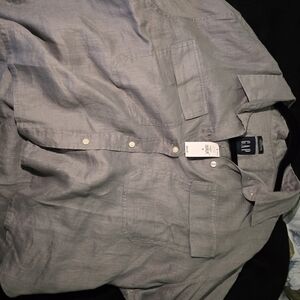 GAP Gray Button-Up Women's Top